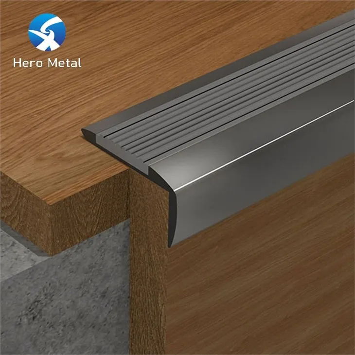 nariz de escalera de madera