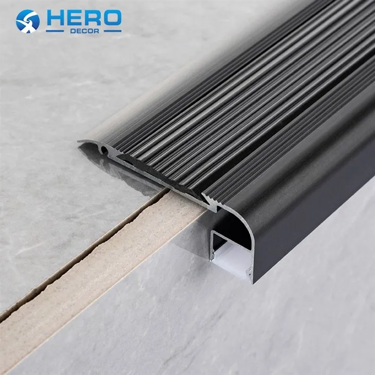 Aluminium And Rubber Stair Nosing high quality